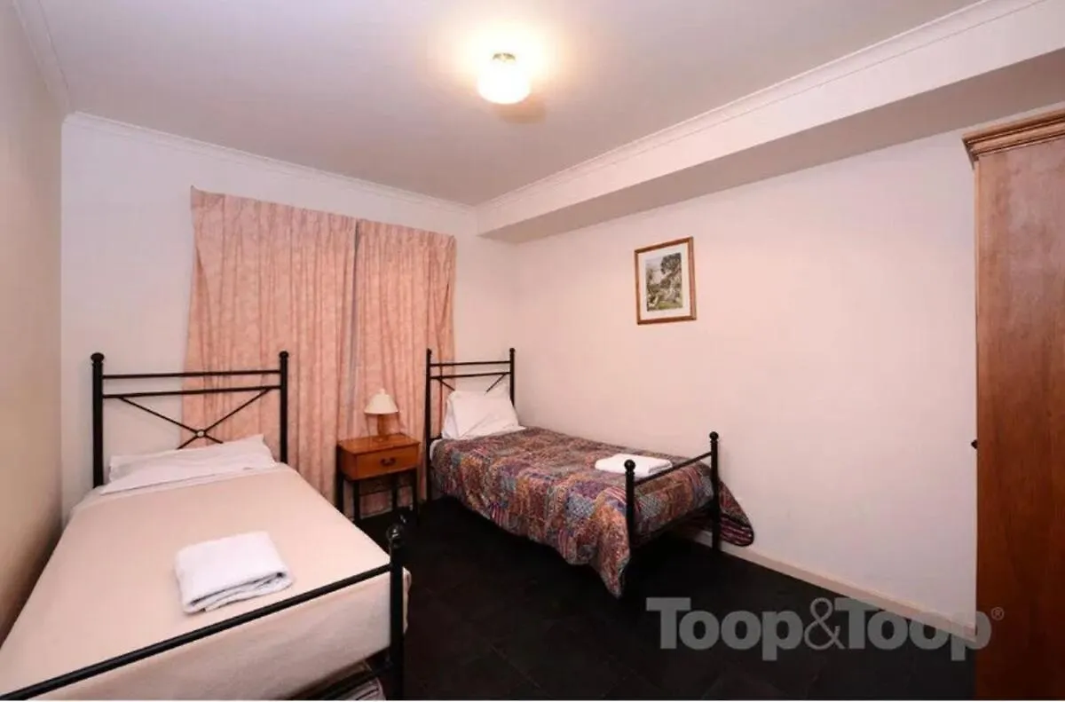 Leilanis Retreat Apartment North Adelaide Australia